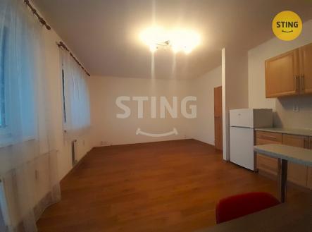 Pronájem bytu, 1+kk, 37 m²