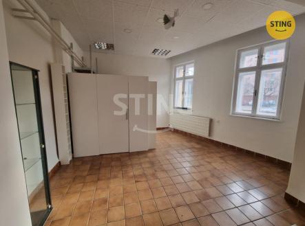 Pronájem - obchodní prostor, 40 m²