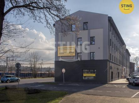 Pronájem obchodní prostor, 401 m²