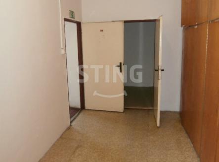 Pronájem - kanceláře, 75 m²