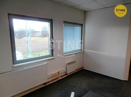 Pronájem kanceláře, 191 m²