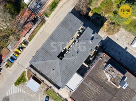 Prodej - komerční objekt, obchodní centrum, 1 600 m²