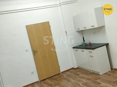 Pronájem - obchodní prostor, 17 m²