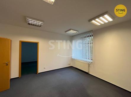 Pronájem kanceláře, 100 m²