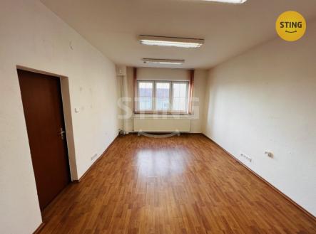 Pronájem kanceláře, 67 m²