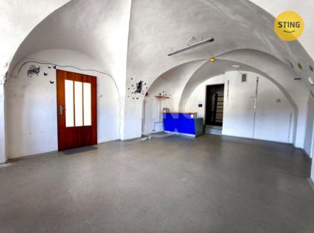 Pronájem - obchodní prostor, 40 m²