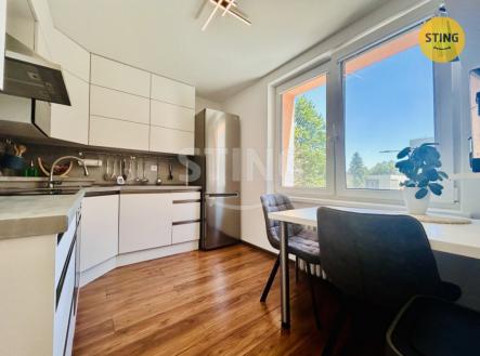 Pronájem bytu, 3+1, 76 m²