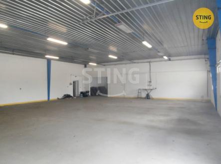 Pronájem skladovací prostor, 564 m²