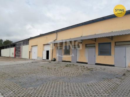 Pronájem skladovací prostor, 564 m²