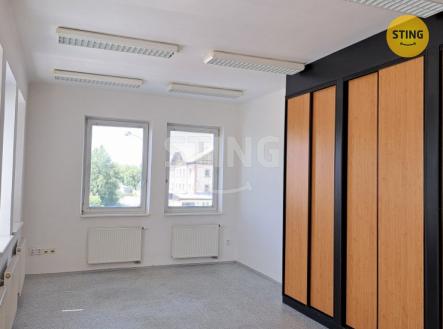 Pronájem kanceláře, 55 m²