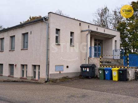 Pronájem kanceláře, 138 m²