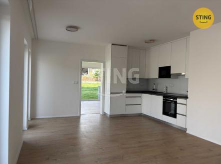 Pronájem bytu, 2+kk, 100 m²