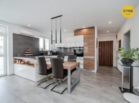 Pronájem bytu, 3+kk, 73 m²