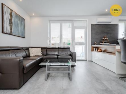 Pronájem bytu, 3+kk, 73 m²