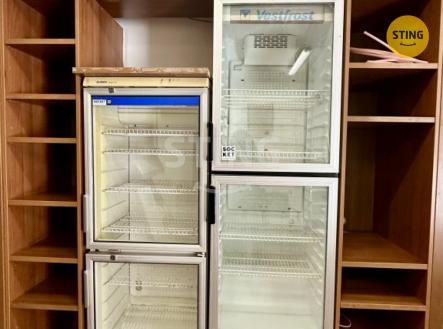 Prodej komerčního objektu, nákupní středisko, 42 m²