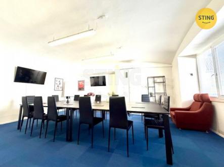 Pronájem kanceláře, 37 m²