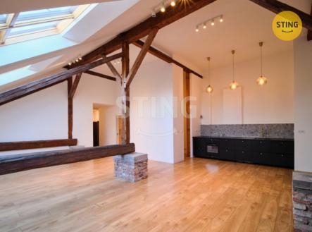 Pronájem bytu, 3+kk, 126 m²