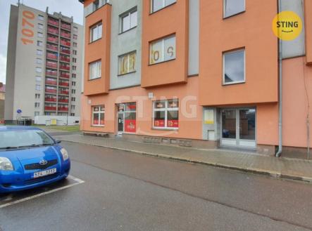 Pronájem obchodní prostor, 90 m²