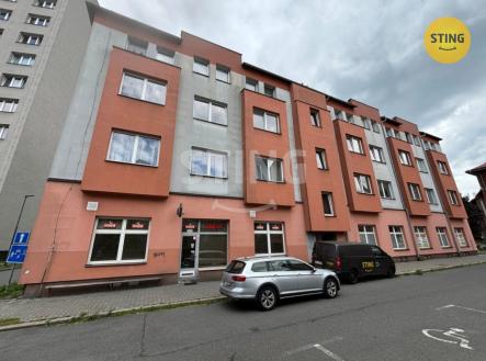 Pronájem obchodní prostor, 90 m²