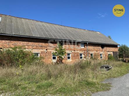 Prodej komerčního objektu, průmyslový areál, 926 m²