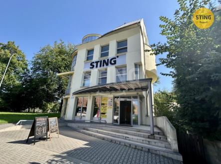 Pronájem kanceláře, 830 m²