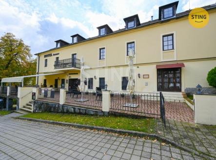 Prodej hotel, 1 023 m²