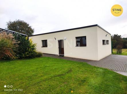 Pronájem komerčního objektu, jiný, 69 m²