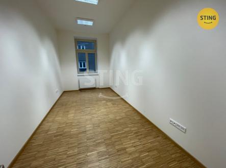 Pronájem kanceláře, 64 m²
