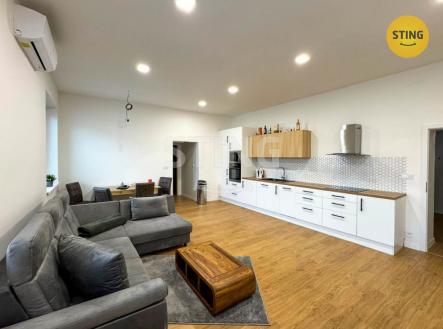 Pronájem bytu, 2+kk, 63 m²