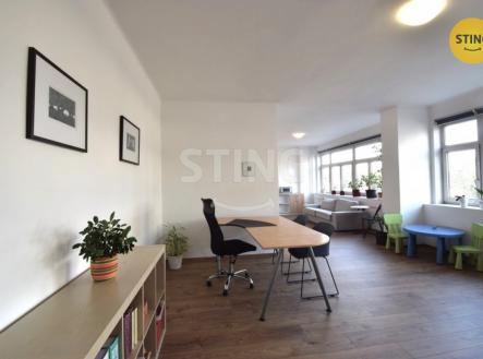 Pronájem kanceláře, 108 m²