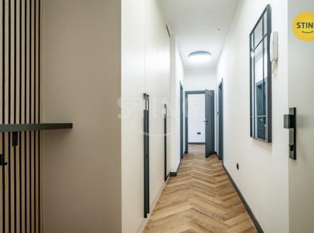 Pronájem bytu, 3+kk, 66 m²