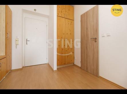 Pronájem bytu, 1+kk, 40 m²