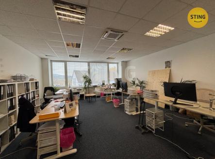 Pronájem kanceláře, 54 m²