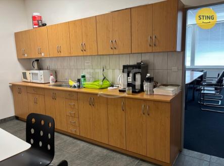 Pronájem kanceláře, 54 m²