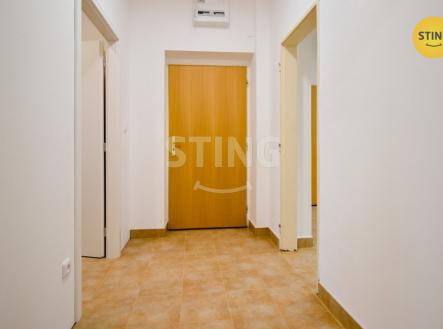 Pronájem kanceláře, 54 m²