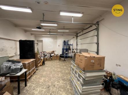 Pronájem skladovací prostor, 86 m²