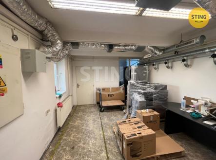 Pronájem skladovací prostor, 86 m²