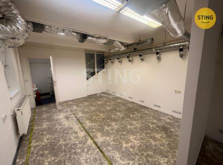 Pronájem skladovací prostor, 86 m²