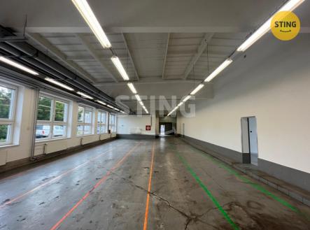 Pronájem skladovací prostor, 662 m²