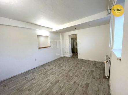 Pronájem bytu, 1+1, 35 m²