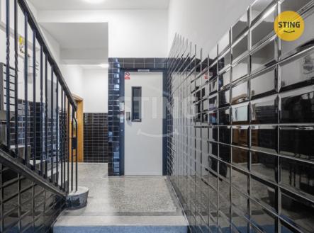 Pronájem kanceláře, 112 m²