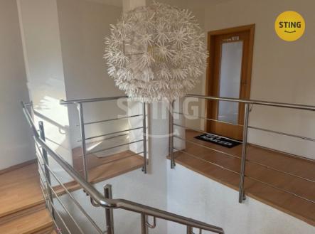 Pronájem domu/vily, 150 m²