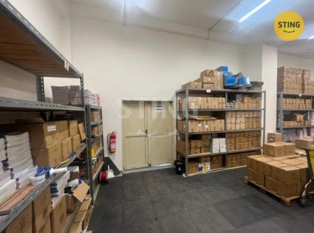 Pronájem skladovací prostor, 75 m²
