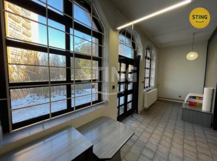 Prodej komerčního objektu, jiný, 71 m²