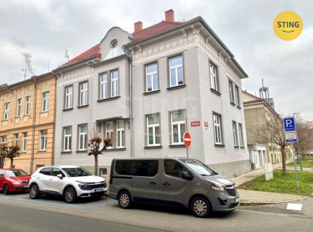 Pronájem bytu, 3+1, 133 m²