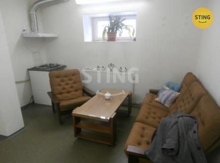 Prodej komerčního objektu, průmyslový areál, 3 055 m²