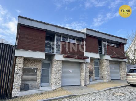 Pronájem domu/vily, 150 m²