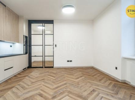 Pronájem bytu, 3+kk, 64 m²