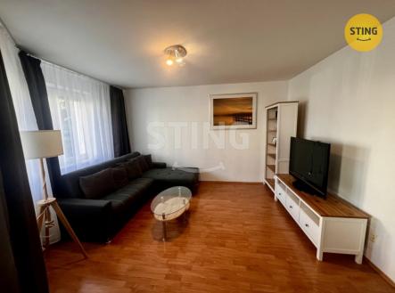 Pronájem bytu, 1+kk, 38 m²