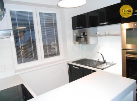 Pronájem bytu, 3+1, 88 m²